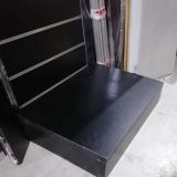 ARREDO NERO DOGATO CON MENSOLE NERE 37650