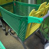 Carrello Spesa in Plastica 150 LT